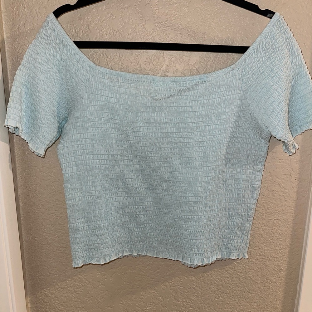 Crop Top - Picture 4 of 4